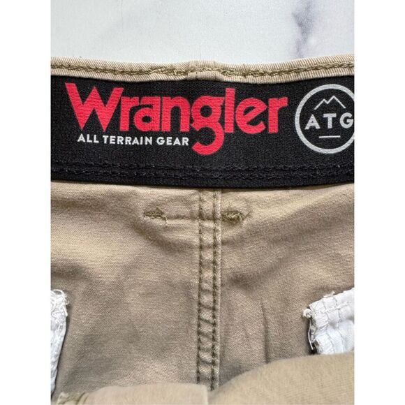 Wrangler 36x30 men’s all terrain brown pants - Picture 2 of 6